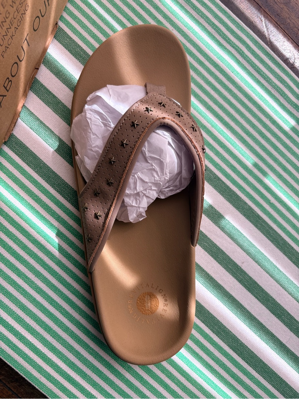 Women's Yumi Star-Stud Toe-Post Sandal in brown